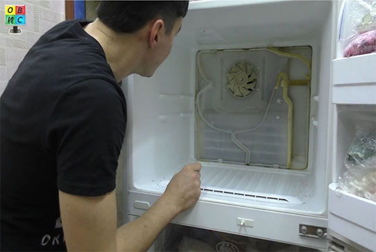 После разморозки не работает холодильник в Москве